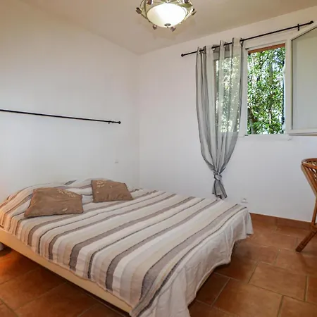 2 Bedroom Lovely Apartment In Afa * アファ