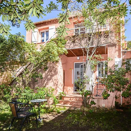 2 Bedroom Lovely Apartment In Afa * アファ