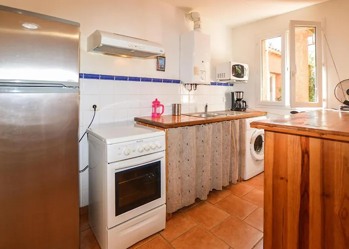 2 Bedroom Stunning In Appartement